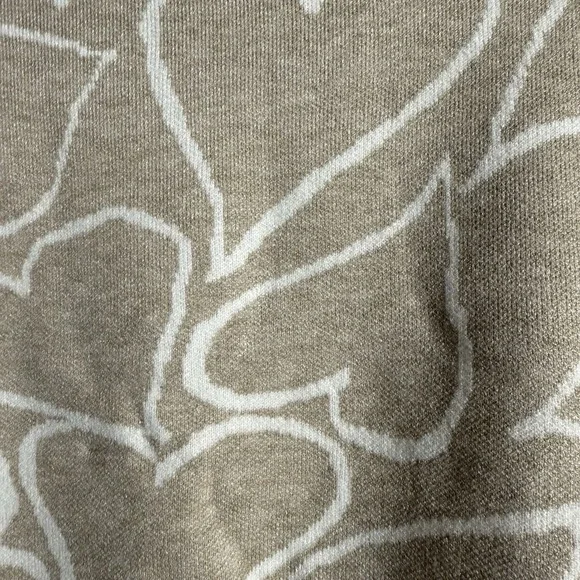 NWT Tahari Mock Neck Sweater Tan w/Hearts LongSleeve WMS S CozyStretch Valentine - Picture 2 of 11